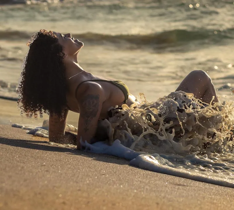 Fotógrafo em Noronha - fotos na água Fotógrafo em Noronha - fotos na água