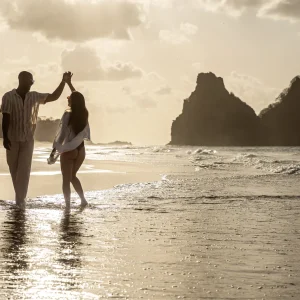 Fotográfico Gestante em Fernando de Noronha – Jenifer e Zé